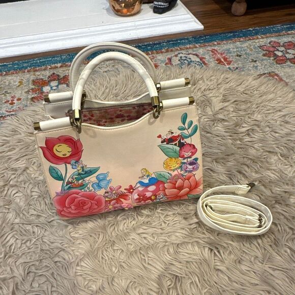 Loungefly alice in wonderland purse - Picture 1 of 9